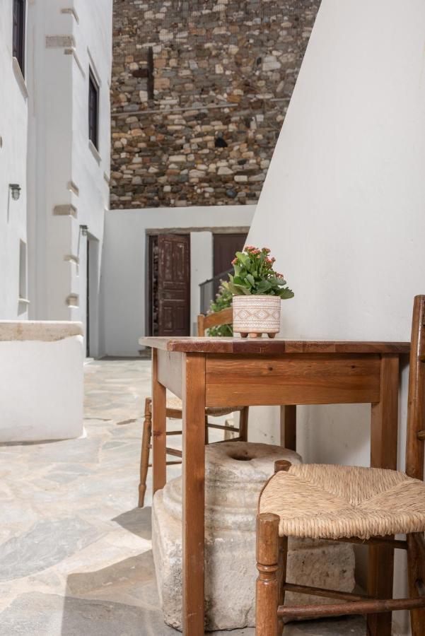 Апарт отель Castle Memories Naxos City Экстерьер фото